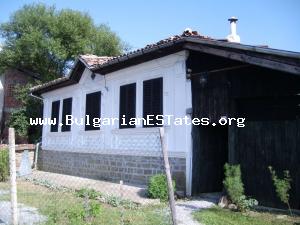 110 годишна, отремонтирана къща близо до старата българска столица- Велико Търново