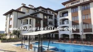 Двустаен апартамент за продажба разположен в спокойен хвартал Сарафово, в Бургас, България.