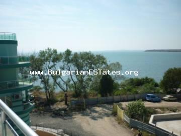 Two bedroom Apartment for sale in the town of Pomorie, complex "Europe". The first line to the sea!