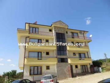 For sale is ​​large furnished one-bedroom apartment with sea views in Sveti Vlas, Bulgaria