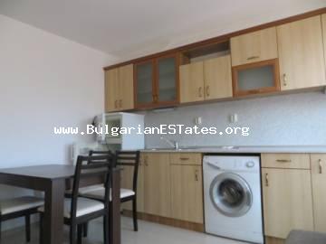 Inexpensive apartment is for sale in St. Vlas with sea view and only 250 meters from the beach.