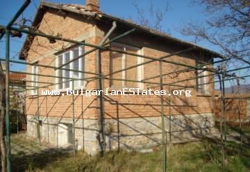 Two-storey house is offered for sale in the village of Orizare, only 14 km from Sunny Beach resort, the seashore and 32 km from the city of Burgas.