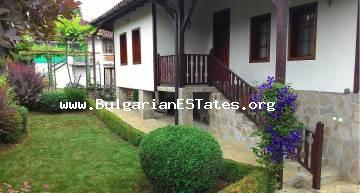Купете изцяло ремонтирана автентична българска къща в село Голямо Буково, само на 50 км от град Бургас.