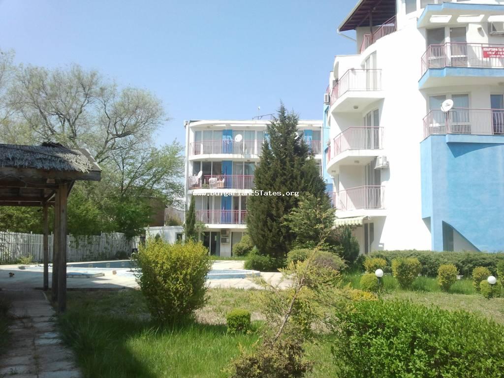 Евтино се продава тристаен апартамент в Равда, област Бургас.