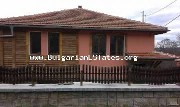 НОВА Промо цена!!! Еко къща в село Завет, на 40 минути от град Бургас и морето.