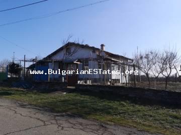 TOP OFFER. Massive one-storey house for sale in the village of Kubadin, only 50 km away from the town of Bourgas and the sea.