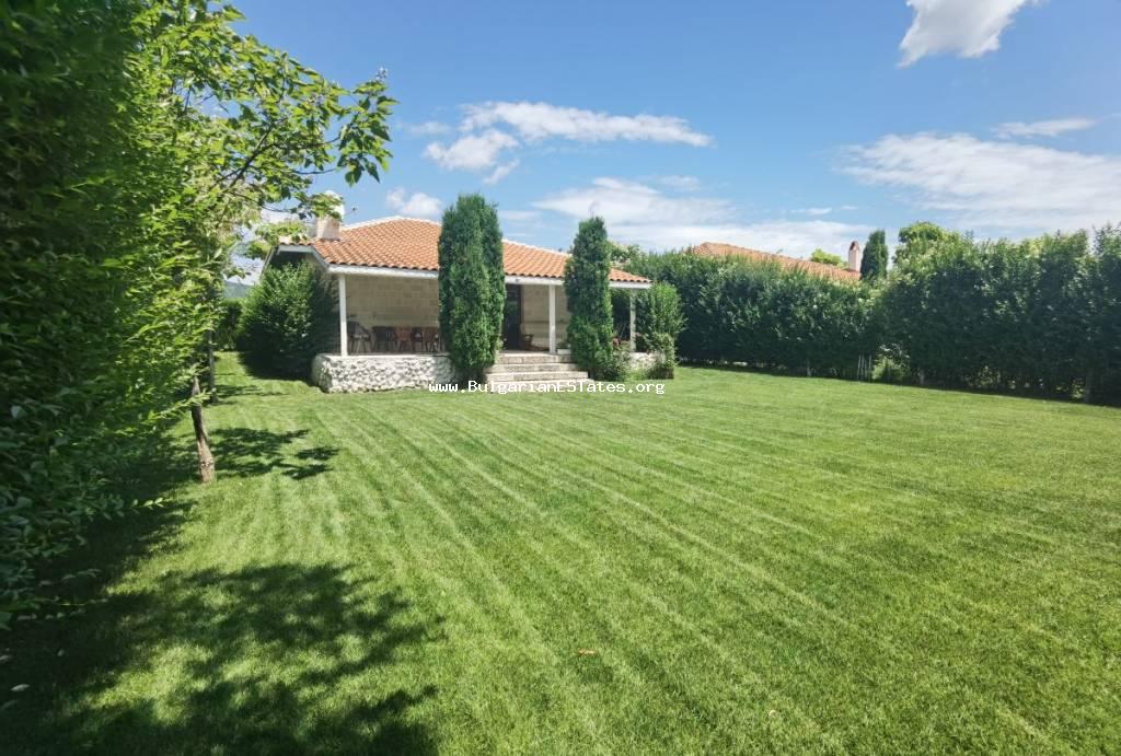 For sale on favorable terms is offered a new one-storey villa in the complex of Mallorca, Kosharitsa, just 3 km from the beach and Sunny Beach resort.