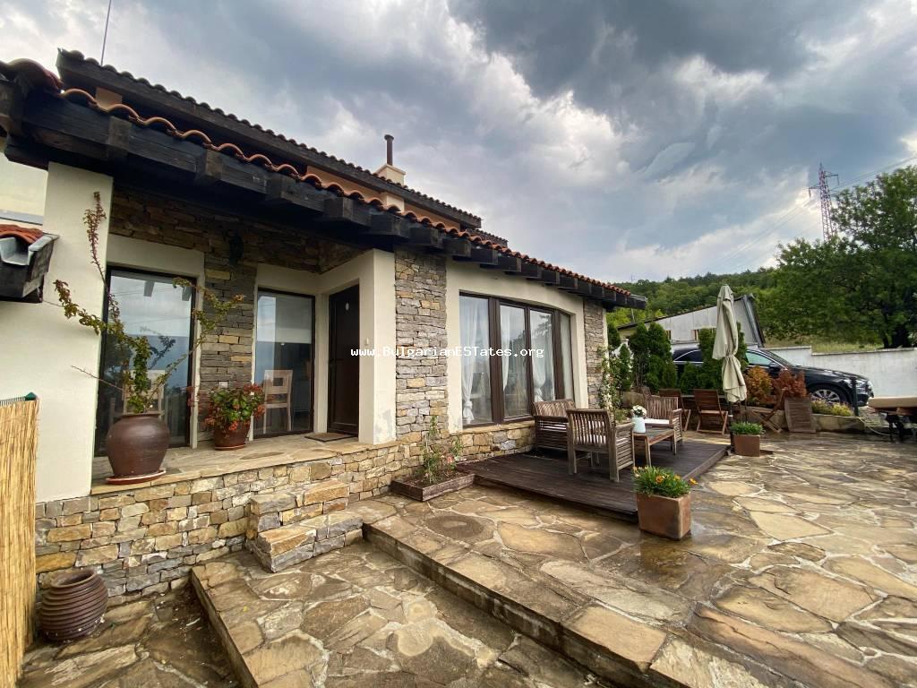 For sale a beautiful two-storey house with a beautiful view of the sea in the area "Cholakova Cheshma” - villa area of the village of Kosharitsa, 3 km from Sunny Beach and the sea shore.