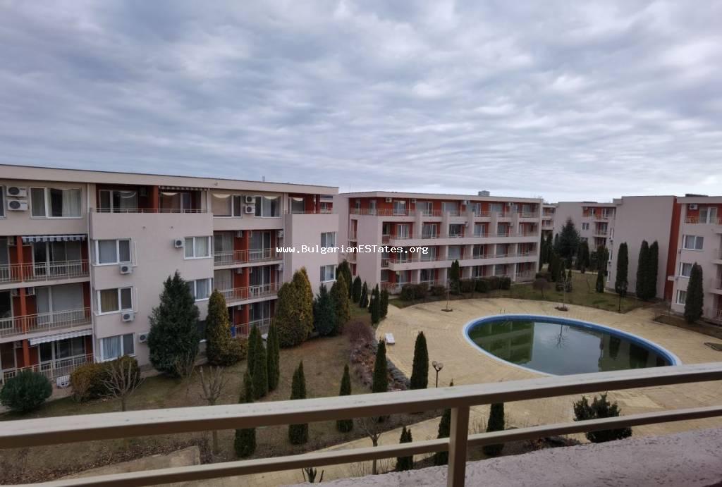 Обзаведен двустаен апартамент за продажба в комплекс “Форт Нокс”, Слънчев Бряг, България.