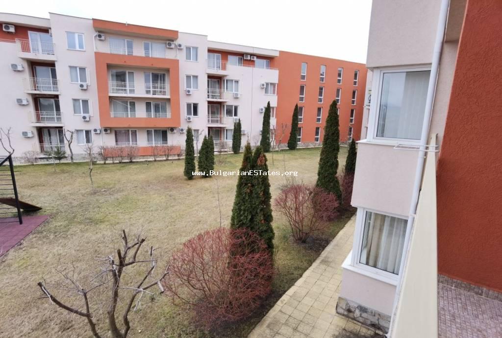 Продажба на тристаен необзаведен апартамент в комплекс “Форт Нокс”, Слънчев Бряг. Имоти в  България за продажба.