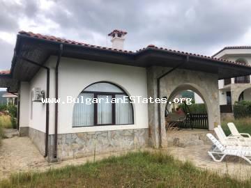 For sale is a house in the village of Kosharitsa, only 6 km from the popular resort of Sunny Beach and the sea, 35 km from the city of Bourgas, Bulgaria!