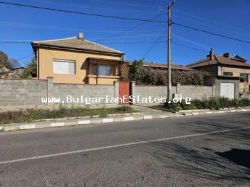 Real Estate company “Bulgarian Estate” offers for sale two houses with a large yard, located in the village of Tvarditsa, only 8 km from the city of Burgas and the sea, 3 km from Mandra Dam, Bulgaria! Buy a property in Bulgaria!
