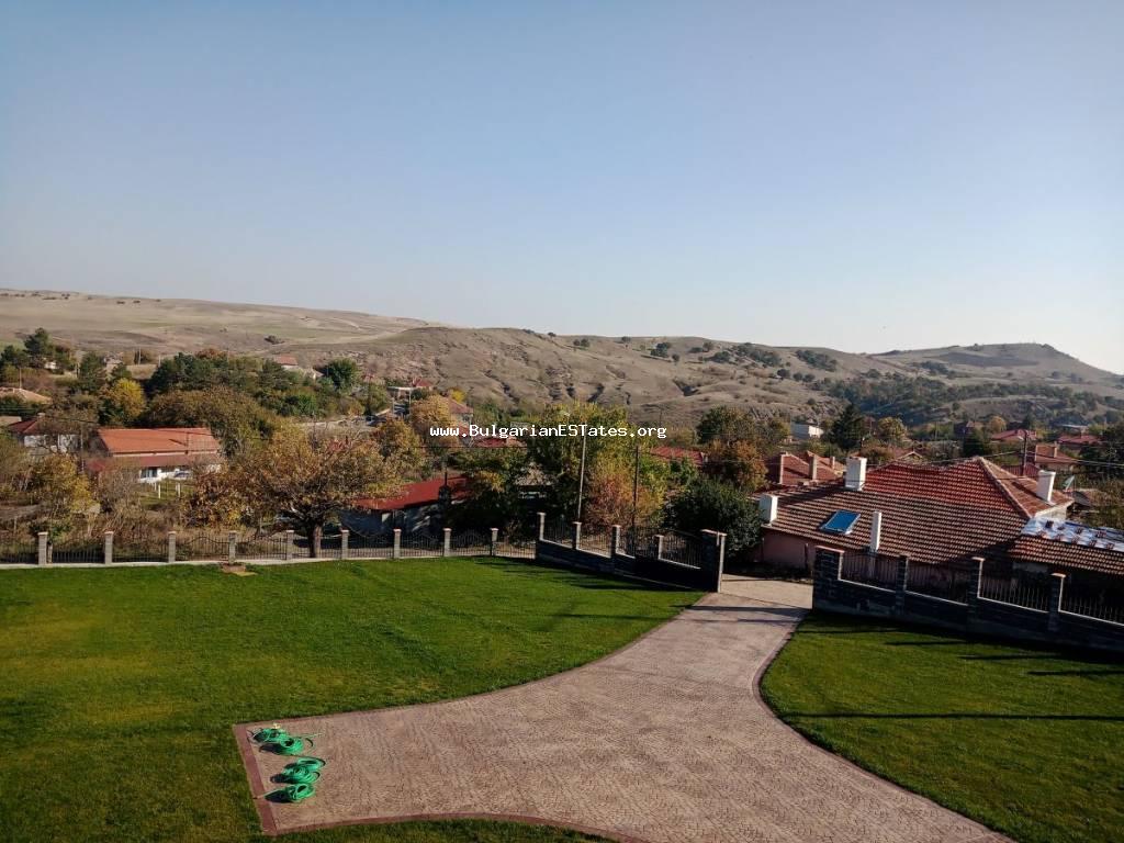 For sale is a new two-storey house with a swimming pool and a large courtyard in an ecologically clean area, just 3 km from the town of Aytos, 35 km from the city of Burgas and the sea!!!