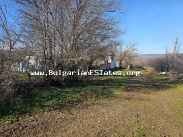 Парцел за продажба 900 кв.м в село Русаля, България – само на 20 км от Велико Търново. Урегулиран поземлен имот за строителство на къща или инвестиция.